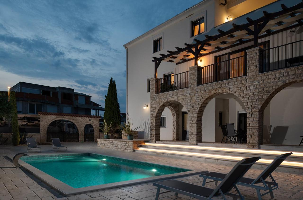 Villa Jalan 브르시 외부 사진