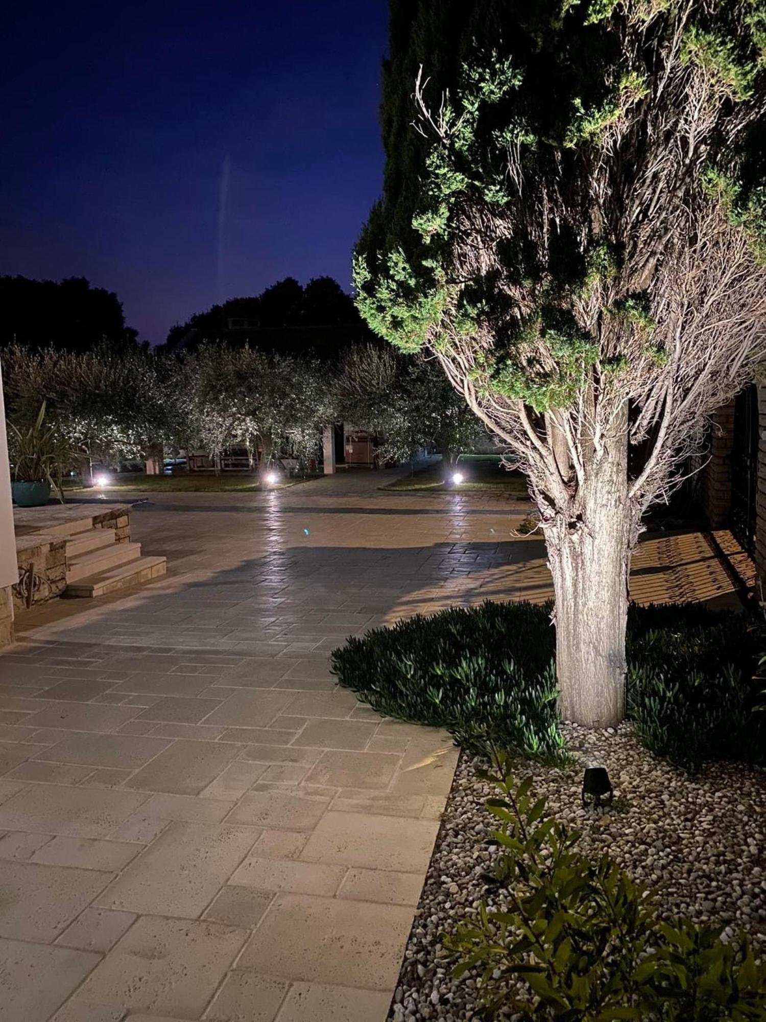Villa Jalan 브르시 외부 사진